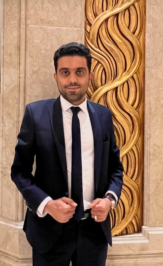 حسین احمدزاده